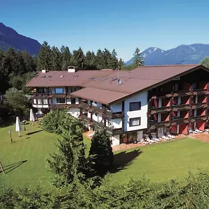 *** Hotel Quellenhof Německo