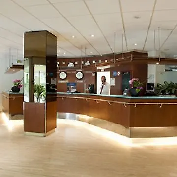 Aparthotel Adagio Paris XV 3*,